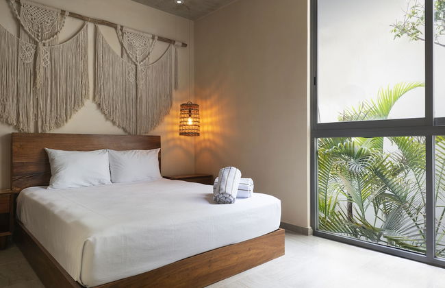 Luxury and Family condo in La Veleta - Photo 9