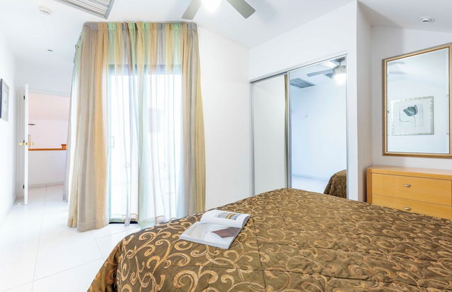 Ona Hollywood Mirage - Photo 3