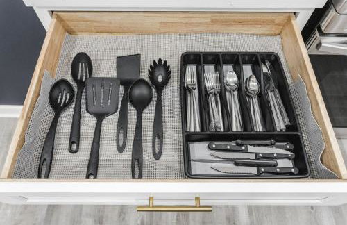 Chic Boho Retreat Near Downtown - Photo 43