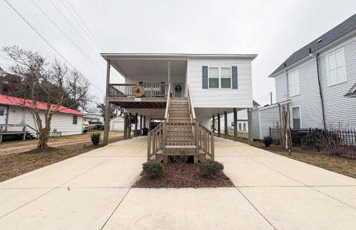 Charming 3BR home with Elevator, Wifi, Full Kitchen, and 1 block from the Beach - Foto 1