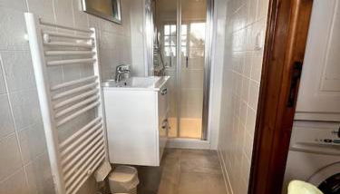 Chaumière côtière: plage à 500m,à deux pas du GR34 - Photo 3