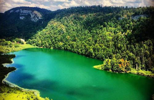 CHALET COSY A LA MONTAGNE AVEC SAUNA TONNEAU situé à St Laurent en Grandvaux - Proche lacs cascades et pistes de ski - Foto 22