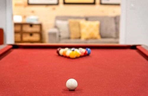 The Gameroom on Madison - Large Home Accommodates 12 Guests (102 Madison Ter) - Foto 27