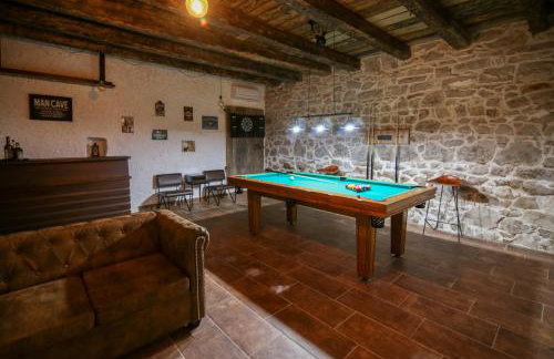 Božini dvori- Villa with Pool, Sauna , Jacuzzi and multifunkcional sport Court - Foto 33