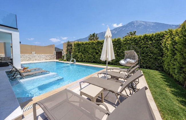 Luxury 4-bed Villa With Private Pool and Jacuzzi - Foto 28