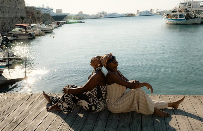 Express Photoshoot in port Old town of Rhodes - Photo 4