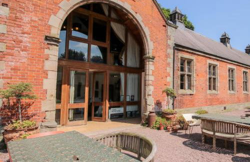 Talbot Lodge - Photo 3