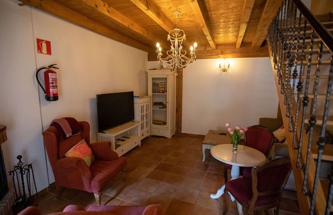 Chalet in Toba Near Montes Obarenes Park - Foto 12