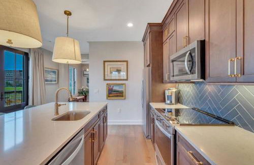 Riverfront Charm by Lucky Savannah - Foto 19