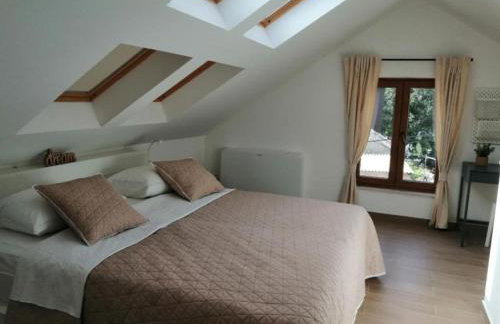 House Serenity with Pool - Foto 7