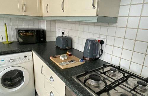 Queen Anne Court-FREE PARKING By Prescott Apartments - Photo 5