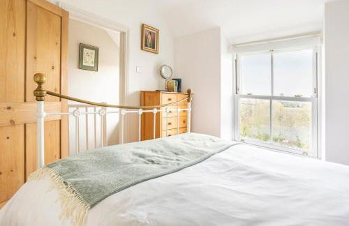 Country Cottage with Steam Railway Views - Foto 3