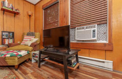 Private w Screened Porch Deck & Pet-Friendly - Foto 13