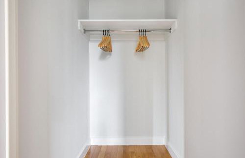 Midtown 1br w gym elevator nr Rockefeller Ctr NYC-1401 - Foto 15