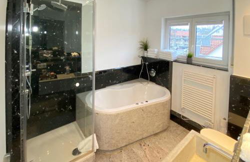 4 Zimmer Apartment, 125 qm, ruhig und zentrumsnah, max 5 Pers, Dachterasse, Garage, 1000 MBit - Foto 38