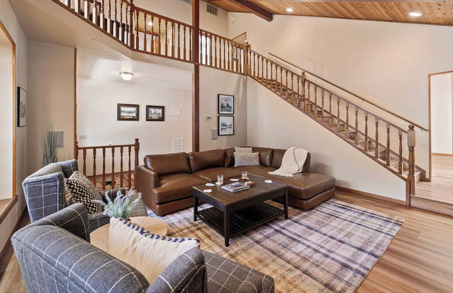 Alpenglow Chateau by Avantstay Ideal Big Bear Location w/ Pool Table & Hot Tub! - Foto 11