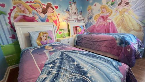 Mickey's Castle by PropertyChekker! - Foto 2