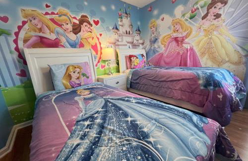 Mickey's Castle by PropertyChekker! - Foto 2