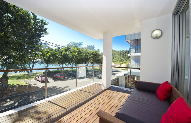 Maggies Beachfront Apt. 3 - Photo 12