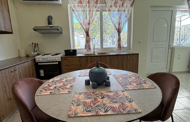 Skiathos Modern Garden Escape Apt - Foto 16