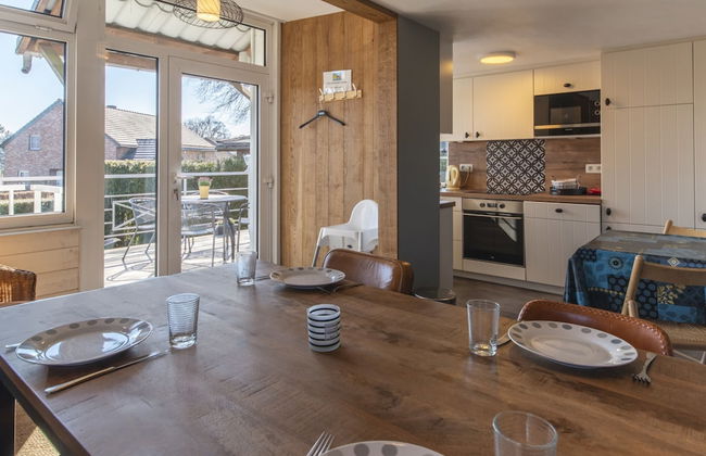 Charming Cottage Near Lake - Photo 13