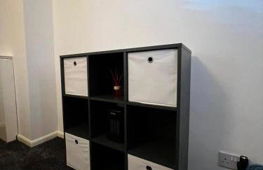 Quiet 2-Bed with Private Garden and Drive - Foto 35