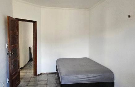 Quartos e suítes casa próximo as praias - Foto 13