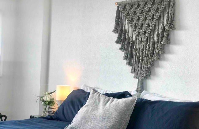 MARINA Beachfront 2 BDR- Amazing Oceanview - Foto 2