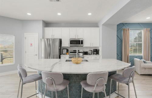 Fabulous Windsor Hills View - Huge pool deck - newly redecorated open plan - Foto 28