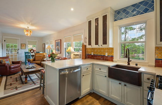 Laughing Llama - Luxury Home Two Blocks From The Plaza - Foto 11