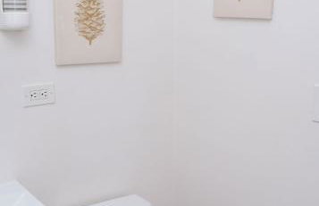 Top 1 Rated 4BR Lincoln Park House - King Bed - Photo 46