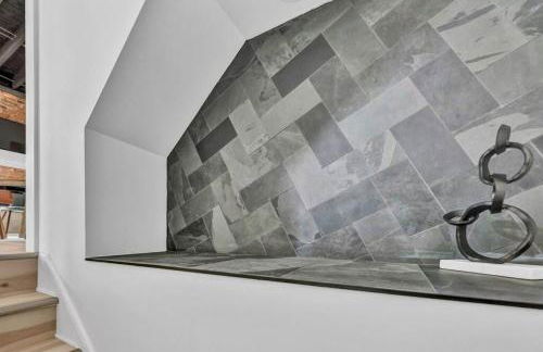 Cool Urban Stay Downtown Loft - Photo 5