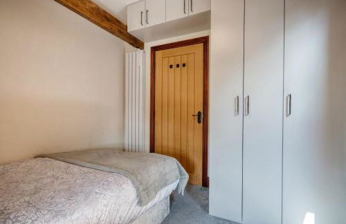 The Barn & The Log Cabin, Sleeps 12, 2 Hot Tubs, Near Durham & Bishop Auckland - Foto 23