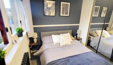 Stylish home in Linlithgow Near Edinburgh Airport Free parking Free WiFi - Foto 2