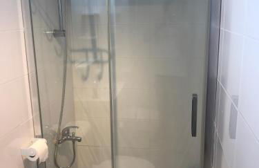 Central modern 3bdr, A/C, wifi & Parking - Foto 24