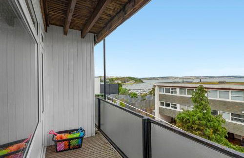 Seaside Rendezvous - Sleeps 7, Sea Views & Parking - Foto 28