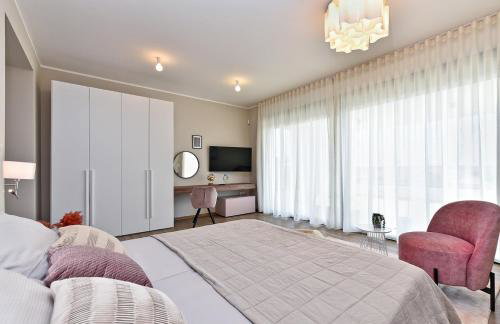 New VILLA TIHI OTOK near the beach - Photo 16