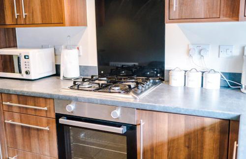 3 Bedroom Semi-Detached Home Sleeps 5 with Driveway - Foto 57