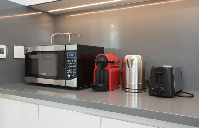 FAM Living - Mada Residences Downtown - Photo 29