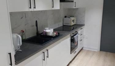 Bankwell street Two Bedroom -Apartment with parking - Foto 4