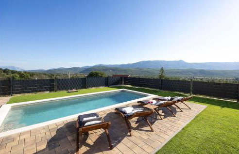 Amazing Home In Dicmo With Kitchen - Photo 11