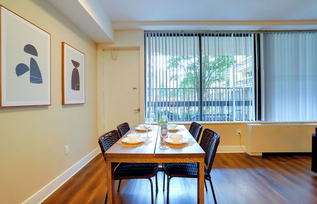 Walkable DC View Apartments - Photo 26