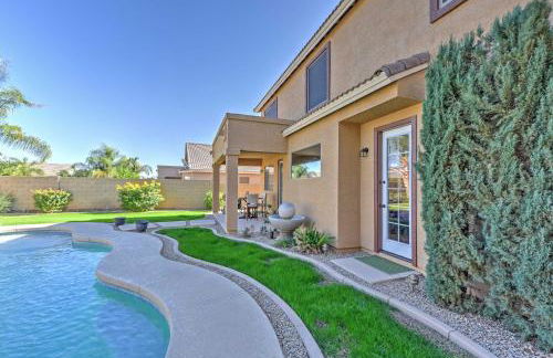 Inviting Surprise Home with Private Pool Near Golf! - Foto 22