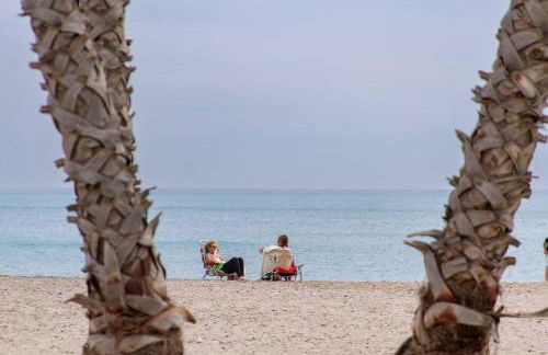 Tranquilidad a 2 minutos del mar - Foto 19