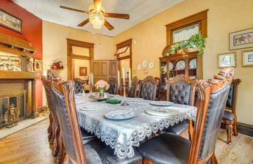 Creekfront Yellville Manor with Parlors and Fire Pit! - Foto 2