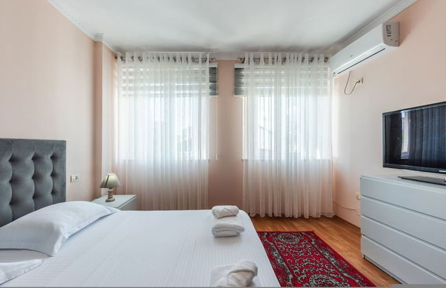 The Vibrant Hub in Shkod r - Foto 14