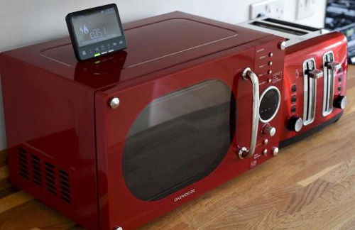 LONG TERM STAY SPECIAL OFFER AVAILABLE! 5-Bedroom Spacious, Stunning Design, Sociable Areas & Cosy House Near South Downs Park, Sleeps 11 with GAMES Room, PRIVATE PARKING and GARDEN - by Blue Puffin Stays - Foto 30