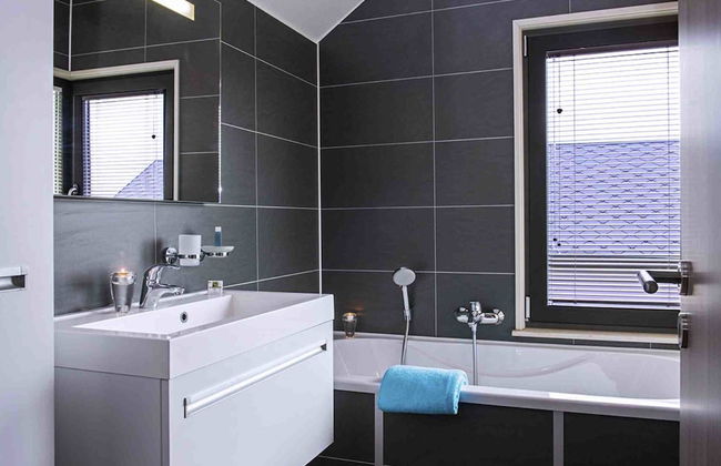 Comfortable Villa With Stove, Located in a Lake Area - Foto 15