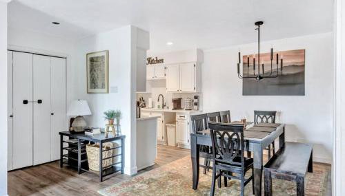 Modern Designed, Lakefront Home in Garland - Foto 5