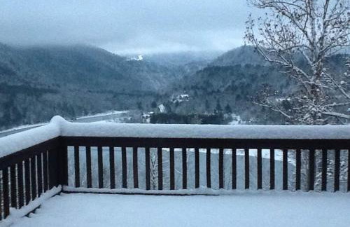 Majestic Manor - Peaceful Modern Cabin Retreat Near Watauga Lake - Photo 22
